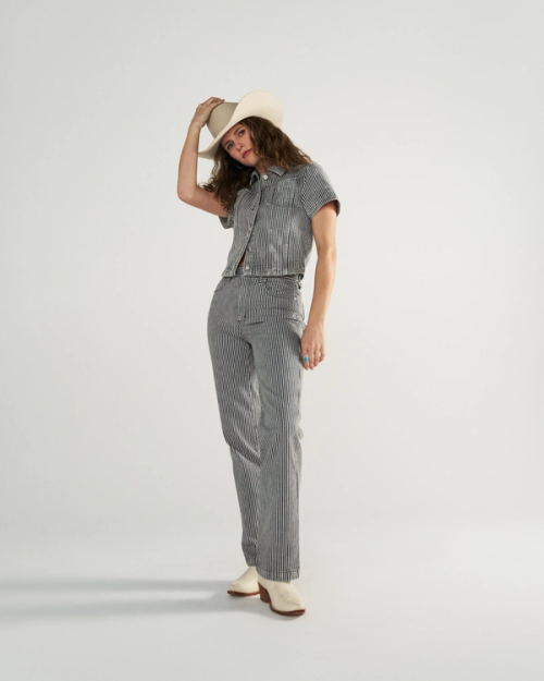 c9045f56a95a0d7b8eb25ac45f1359c2c77c7cb0-2000x2500-2.png
